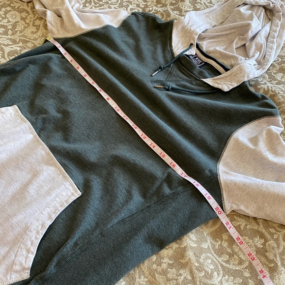 Nike Lightweight Hoodie - Picture 6 of 8